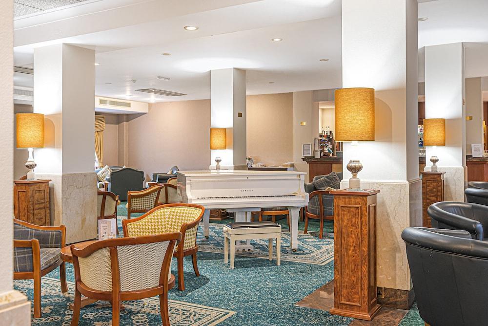 Coppid Beech Otel Bracknell Dış mekan fotoğraf