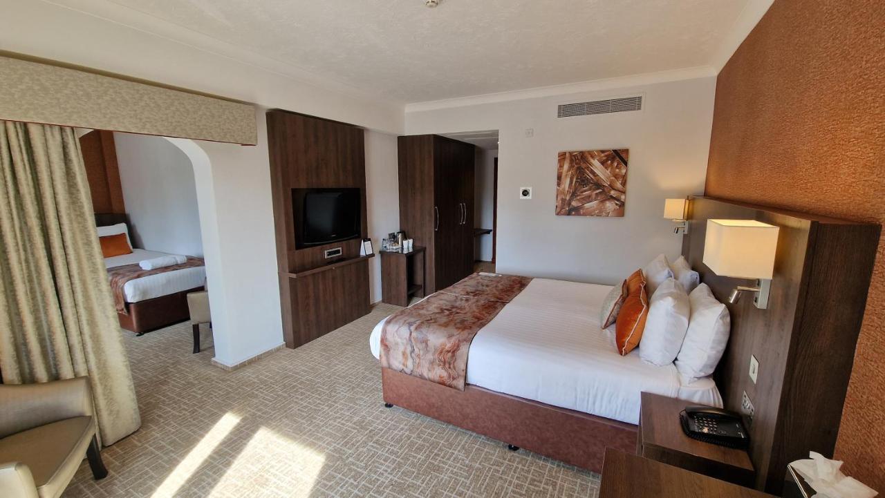Coppid Beech Otel Bracknell Dış mekan fotoğraf