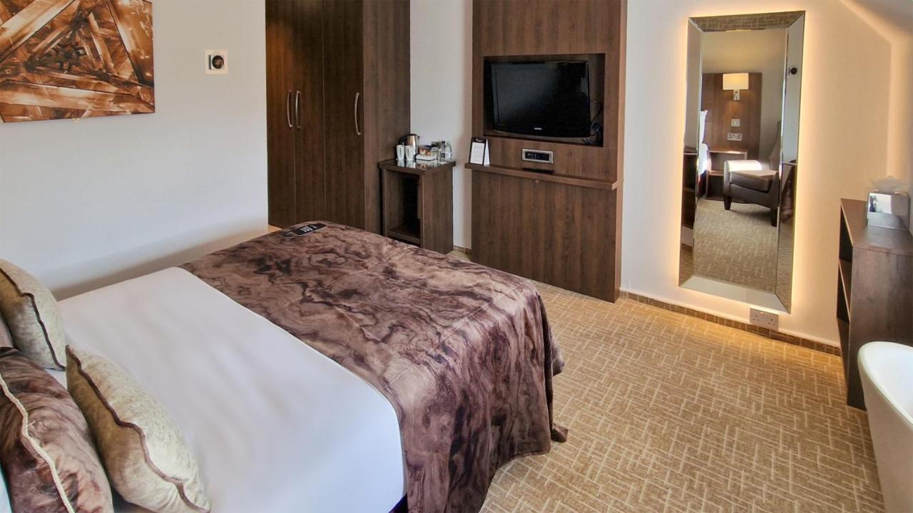 Coppid Beech Otel Bracknell Dış mekan fotoğraf